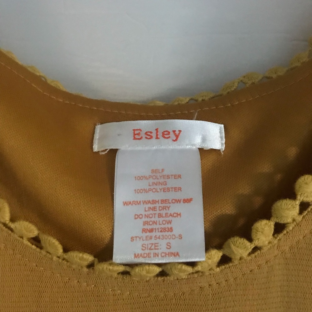 NWOT dress - Picture 4 of 5